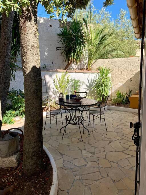 Charmante Villa Avec Une Ame. Pignan Exterior foto